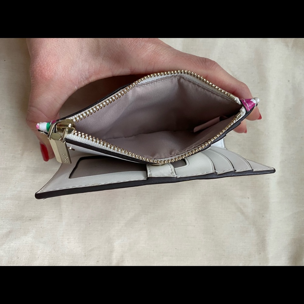 Kate Spade wallet - Picture 2 of 4